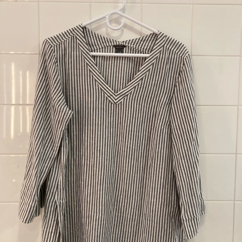 Eddie Bauer Black and White Striped V-Neck Tunic - Picture 1 of 4